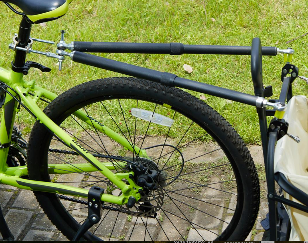 BIKE TRAILER CONNECTOR.